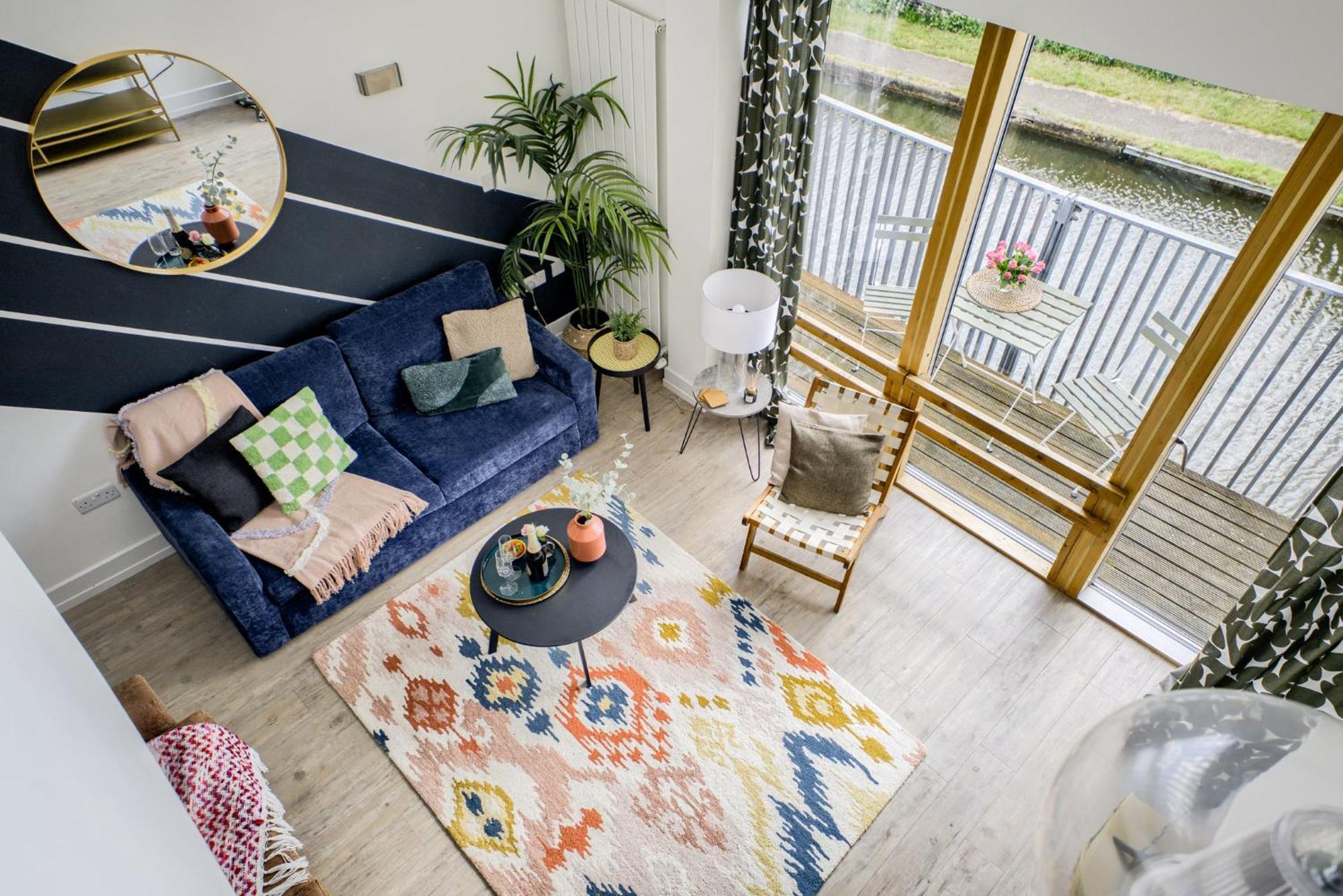 Coventry Large 4-Bed Townhouse By Empower Homes Exterior foto