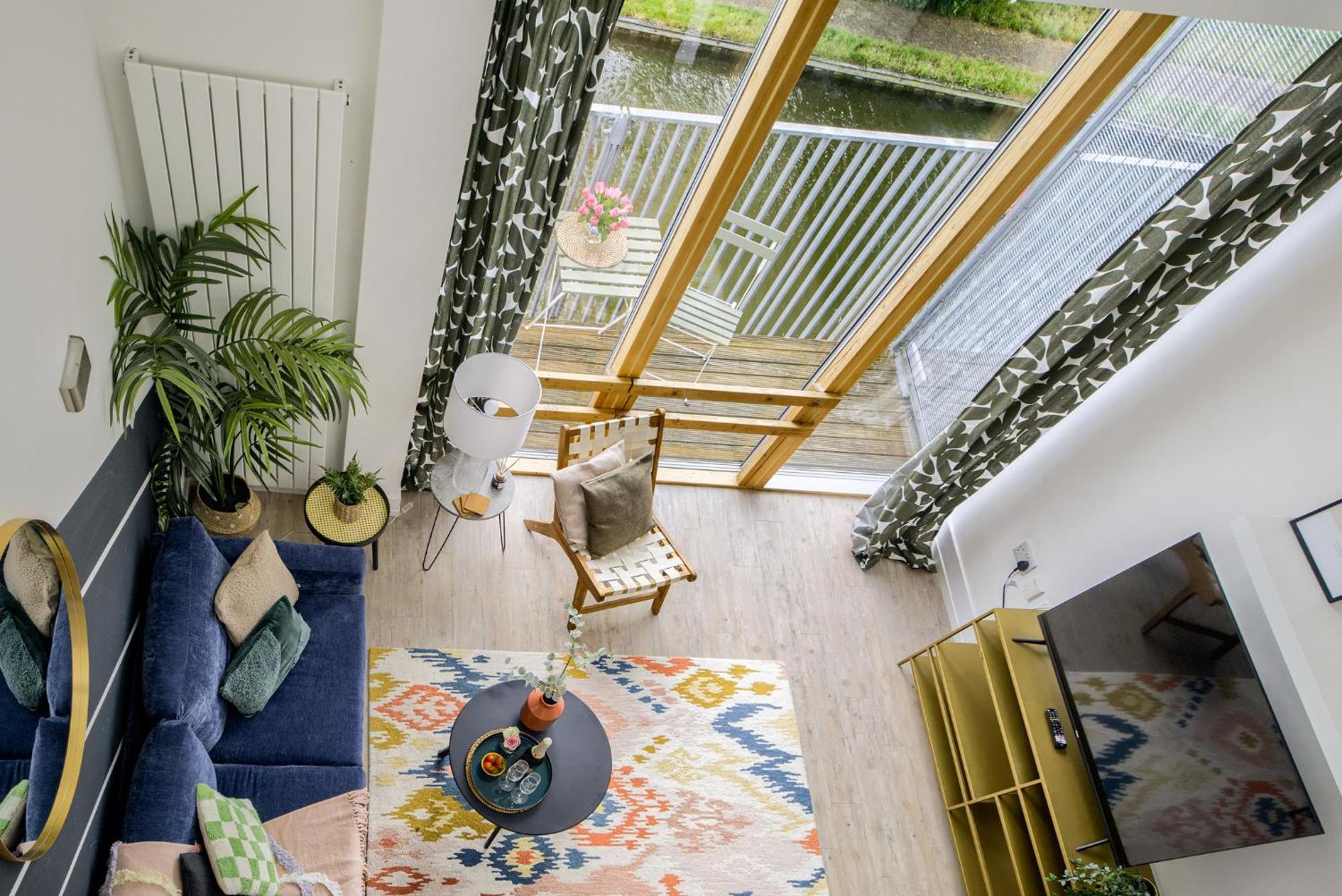 Coventry Large 4-Bed Townhouse By Empower Homes Exterior foto
